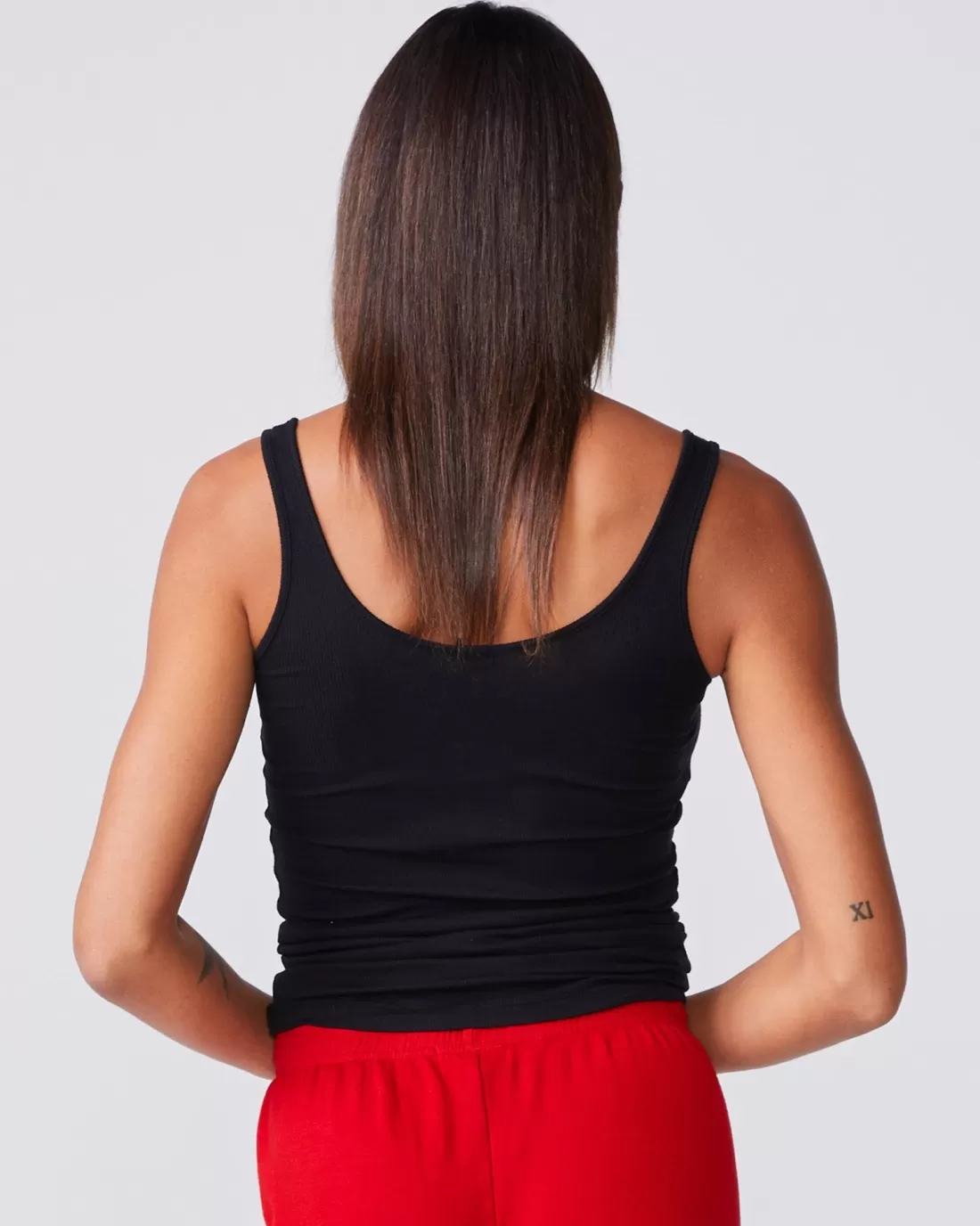 MONROW Tanks*Narrow Rib Tank - Color BLACK