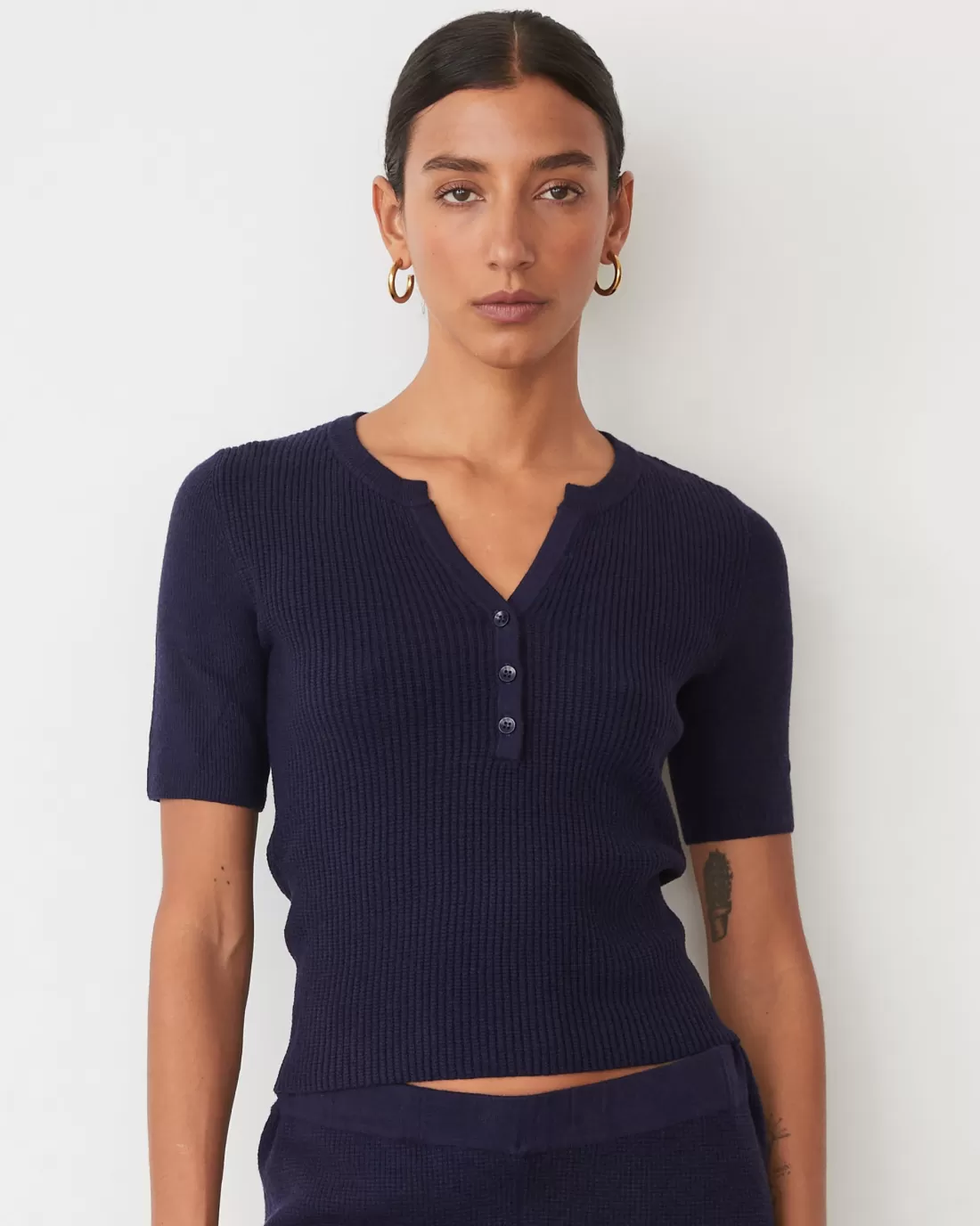 MONROW Soft Knit | Travel Essentials*Softknit Rib Waffle Henley DARKNAVY