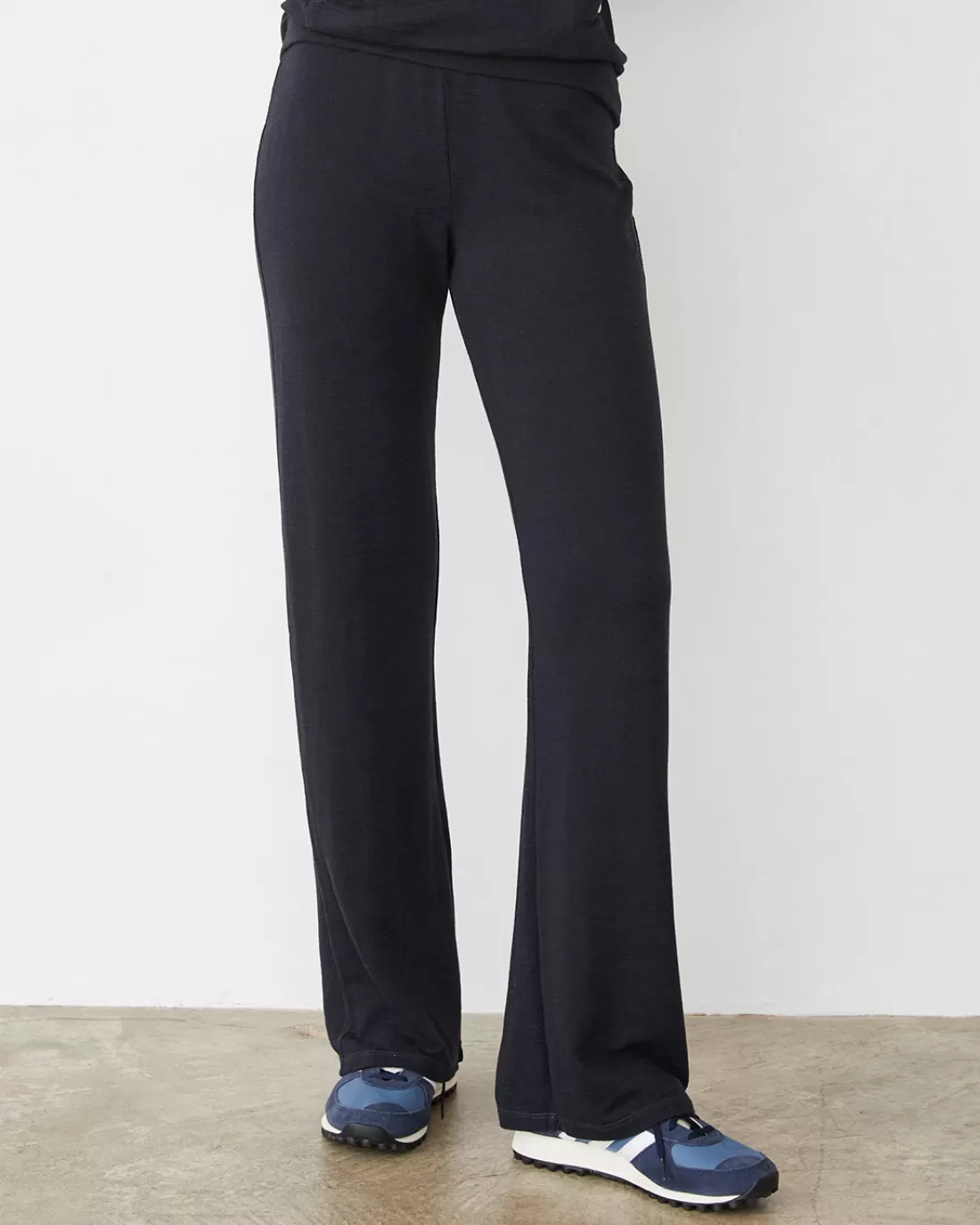 MONROW Supersoft | Sweats*Supersoft Slim Sweat FADEDBLACK
